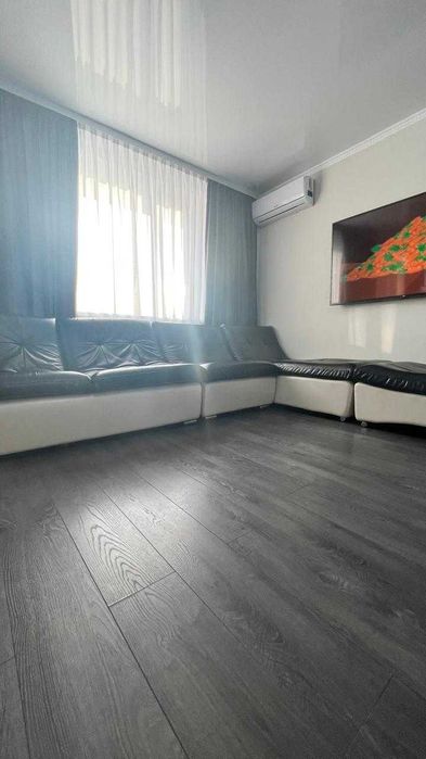 1 комнатная квартира . Жас Оркен