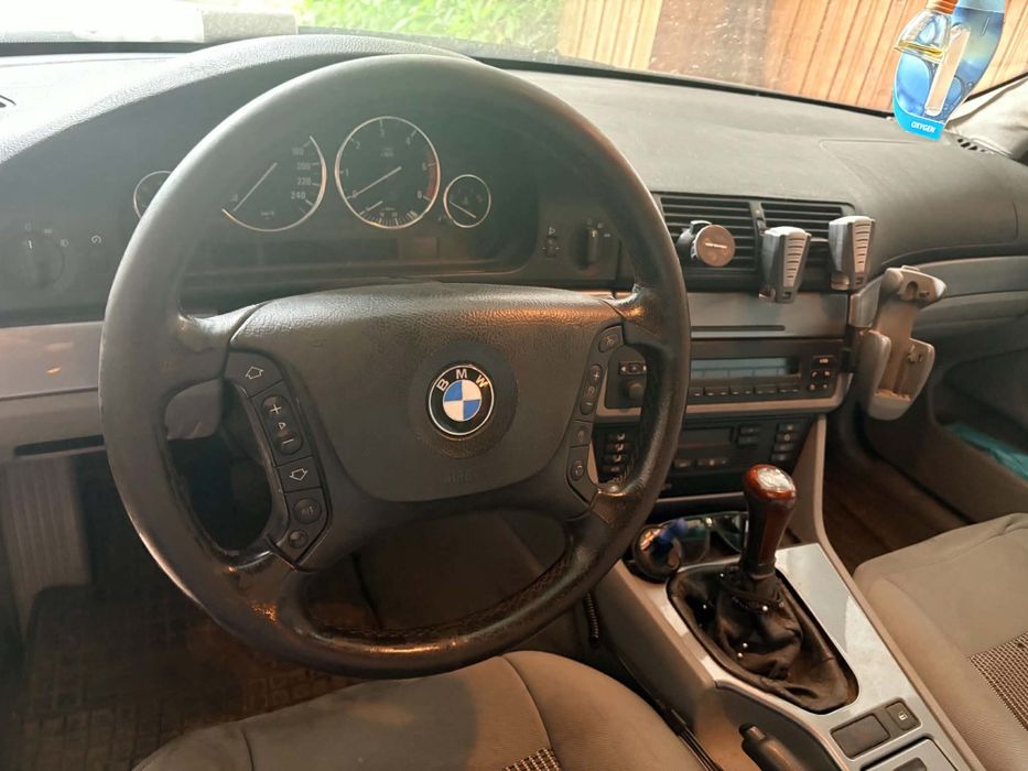 BMW 5 Series 0 — imagine 4