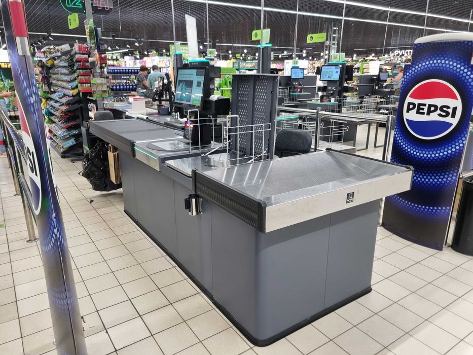 Кассовые столы для магазинов, кассовый бокс