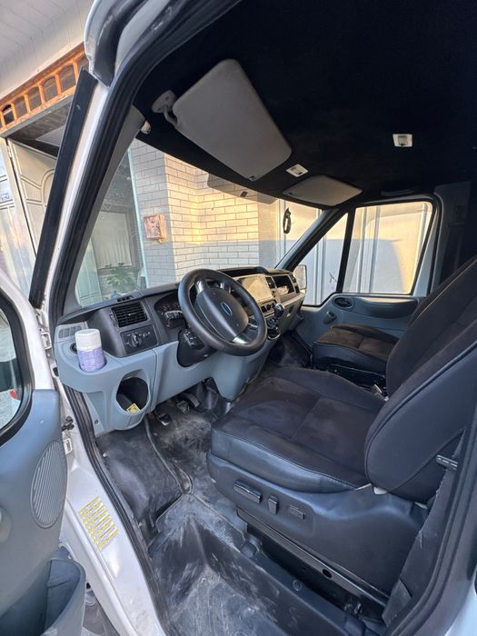 Ford transit gruzavoy