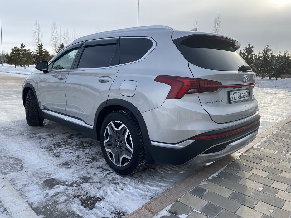 Hyundai Santa Fe 2022 г.