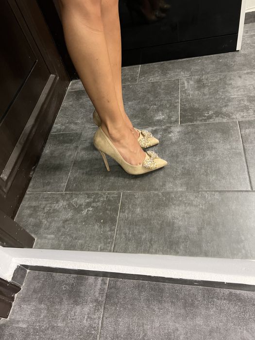 Високи обувки