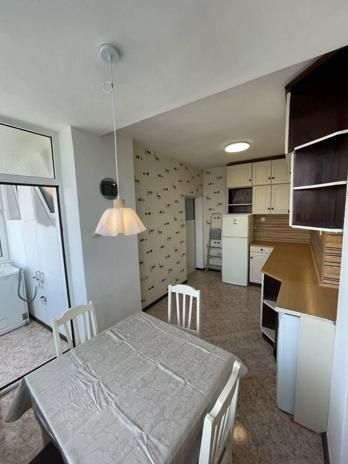 Тристаен, под наем, жк. Стрелбище