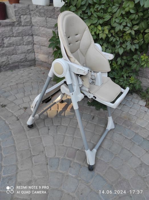 Детский стол, имеет три поло жения