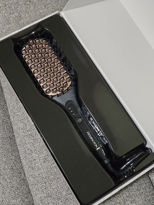 Perie de indreptat parul Remington CB7400