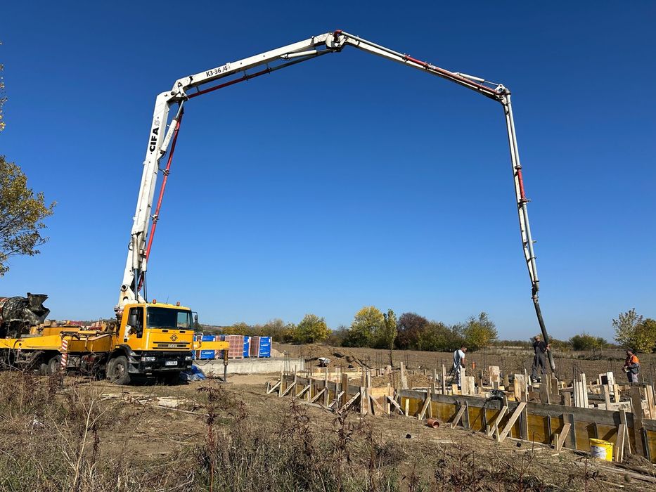 Autopompa beton  36 ml Cifa