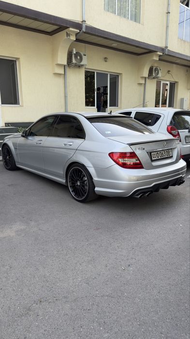 Mercedes-Benz C 63 AMG 2008 — 4