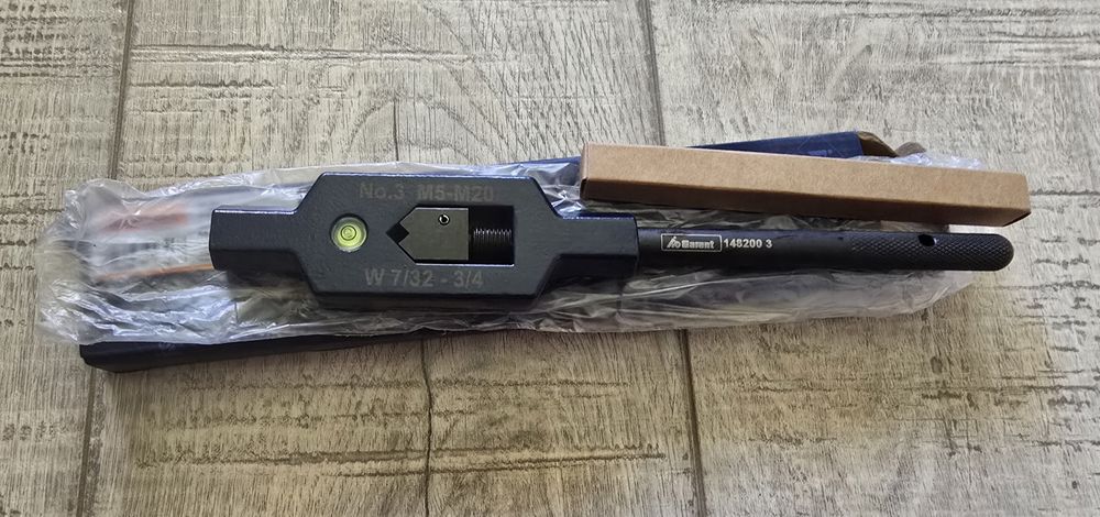 Suport tarod M5-M20 cu nivela