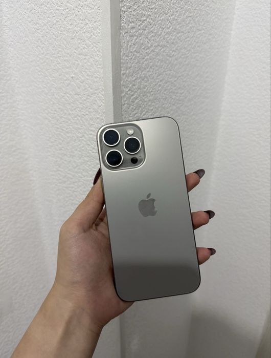 Iphone 16 pro max на 256gb