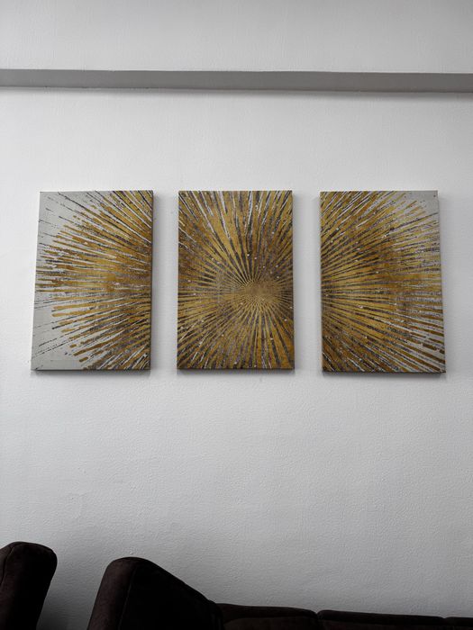 Продаются картины (триптих)