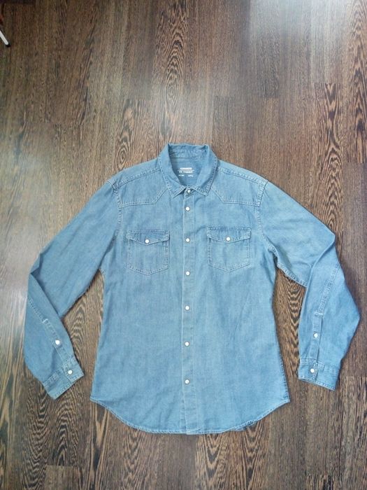 Нови с етикет мъжки ризи L-ка Bershka/Terranova/цената е на бр.