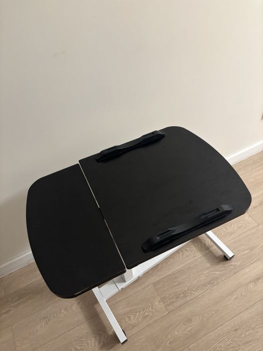 Стол для ноутбука