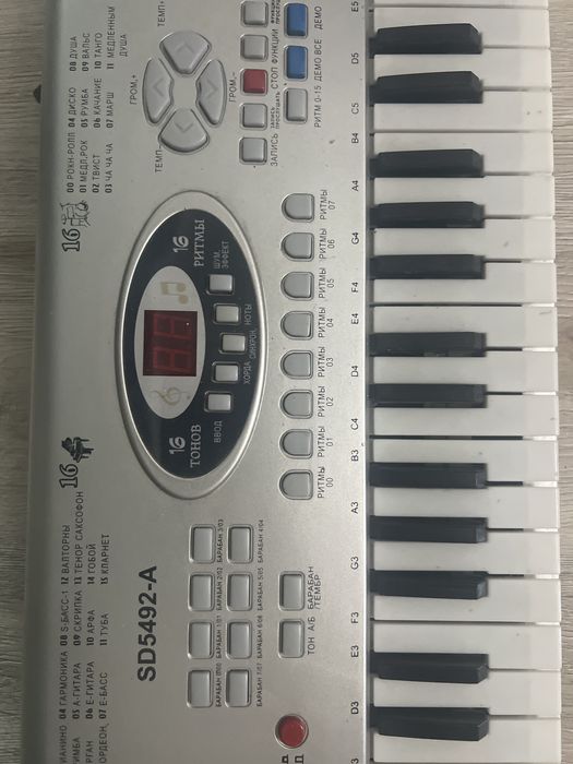 Синтезатор SD5492-A