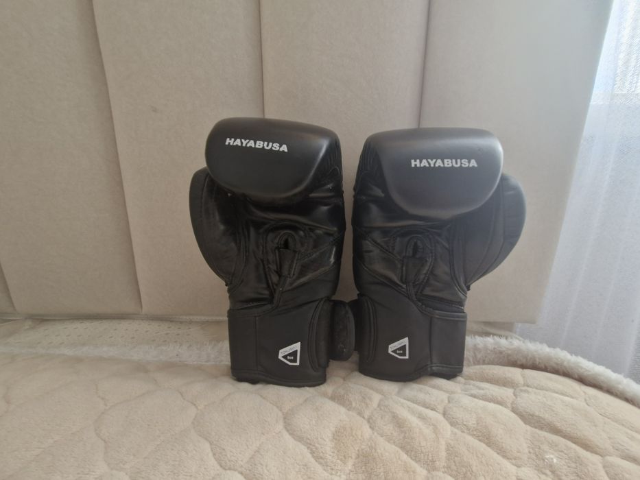 Срочно продам спортивные перчатки!