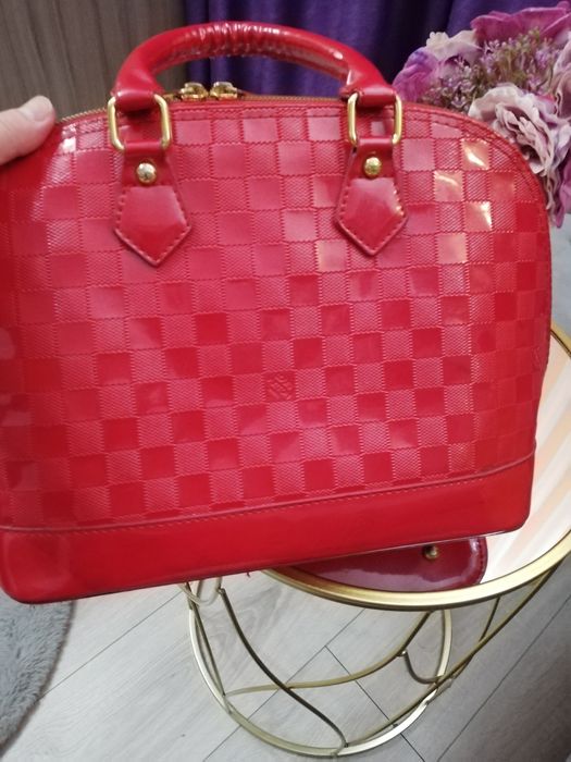 Geanta Louis Vuitton Alma
