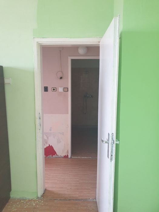 Продава се Тристаен апартамент в Асеновград - 75 кв.м за 878 €/кв.м - Снимка #1