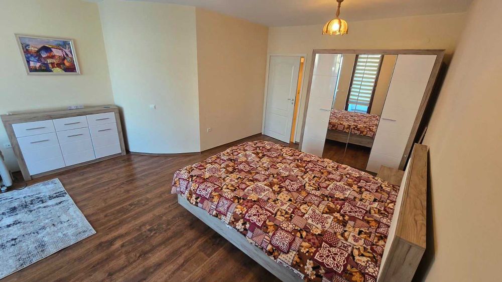 Център двустаен апартамент обзаведен