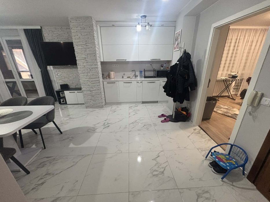 Апартамент -3стаен