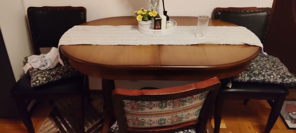 Masă sufragerie  nouă