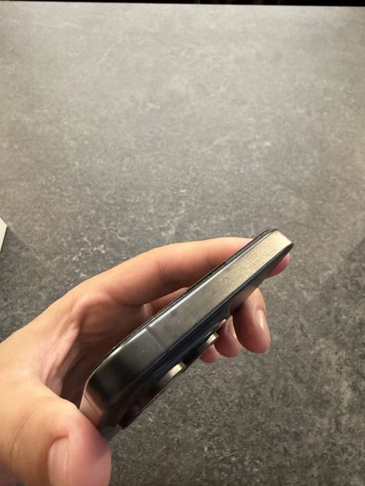 iPhone 15pro max 512