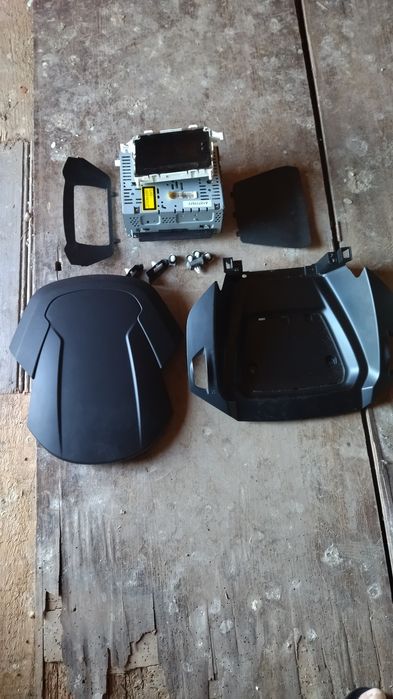 Vand unitate radio cd Ford Kuga 2