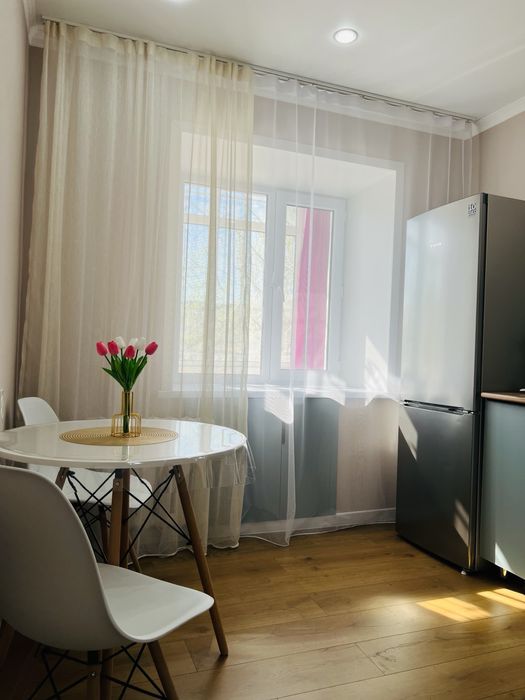 1 ком. кв. в центре. Посуточно , по часовой.