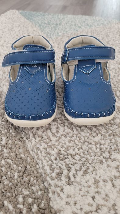 Încălțăminte mărimea 19-20