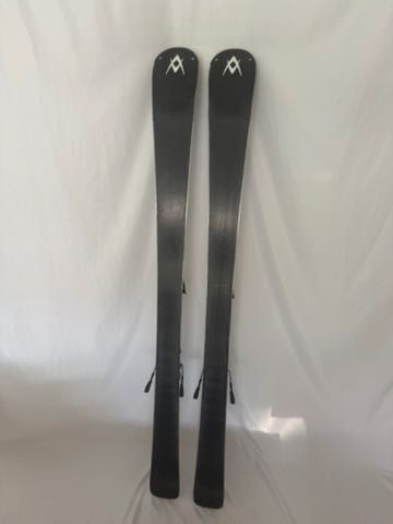 Ski Schiuri all-mountain Volkl Unlimited AC14 142 cm