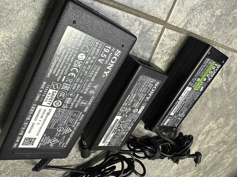 Адаптери 19.5V  3.3A  за монитори телевизори  LG, Samsung,Sony