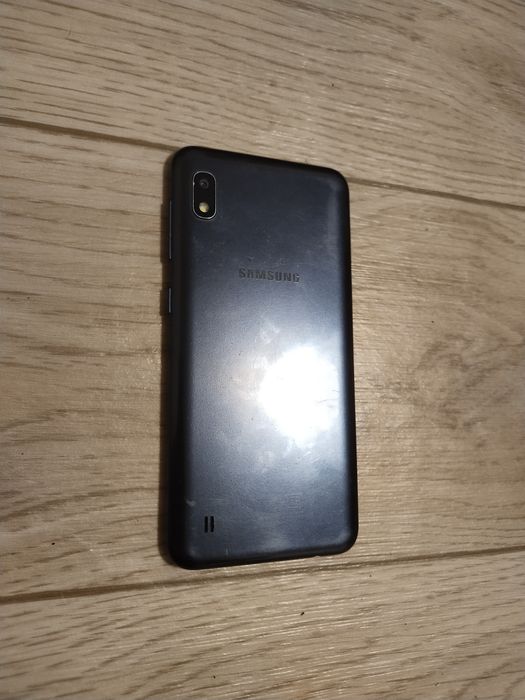 Продам телефоны в отличном состоянии