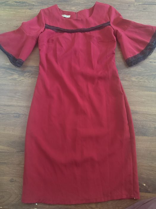 Продам платья вечерные