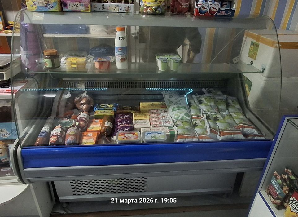 Холодильник витрина