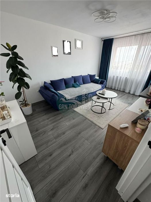 Apartament modern 3 camere balcon pivnita zona Semaforului — fotografia 3