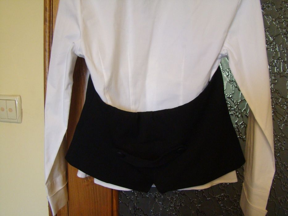 НОВИ !Елеци и риза за сервитьорки