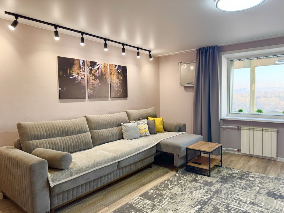 Сдается 2-х комнатная Евролюкс посуточно