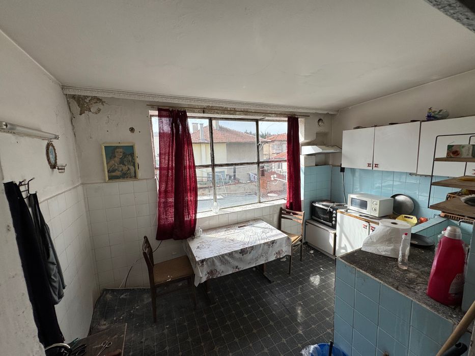 Продава се Етаж от къща в Димитровград - 116 кв.м за 517 €/кв.м - Снимка #8