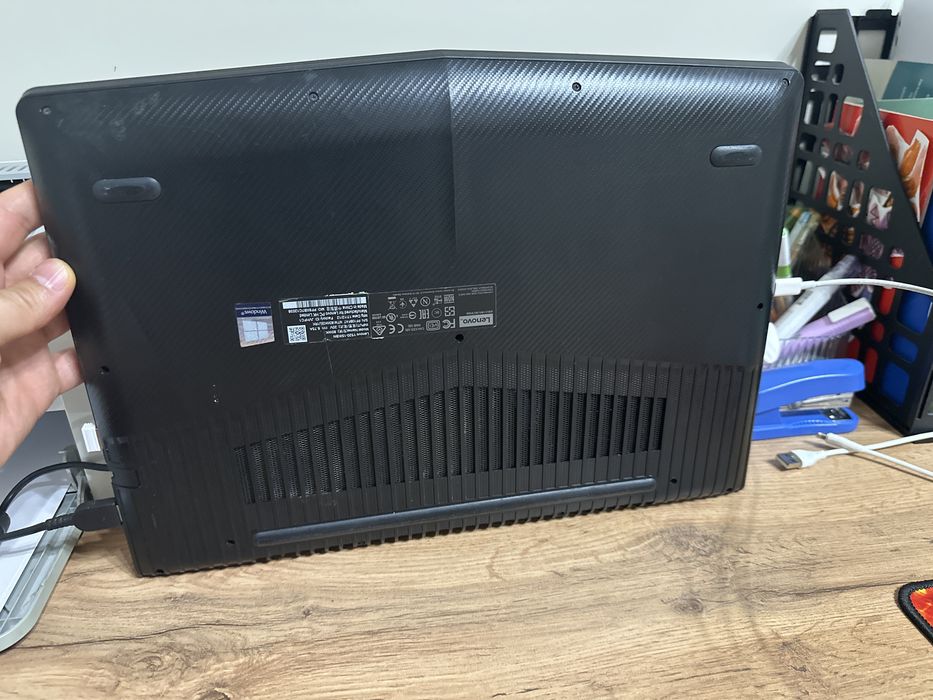 Lenovo Y520-15ikbn