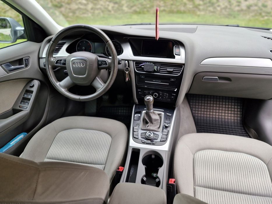 AUDI A4 Avant 2011 — imagine 2