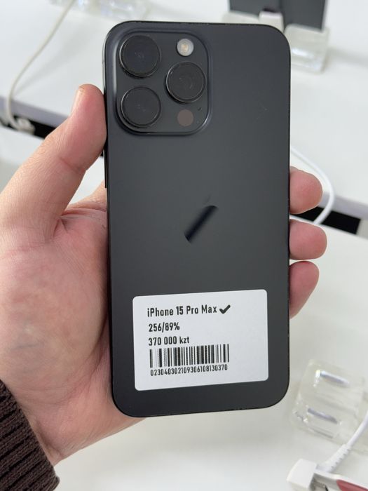 Айфон 15про макс 256гб 89%