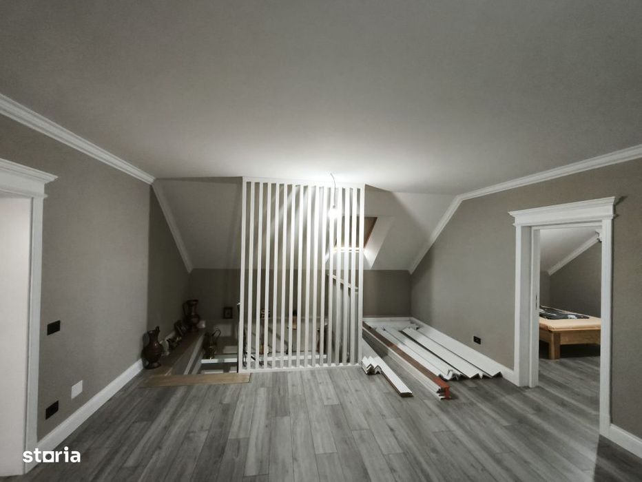 Casa cu 8 camere, 750 mp teren , Radauti