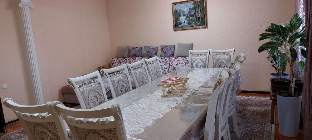 Продаётся своя 4-х комнатная квартира на Карасув-4