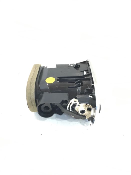 Среден десен въздуховод за табло за Citroen C3 Picasso (2011) 9682570377