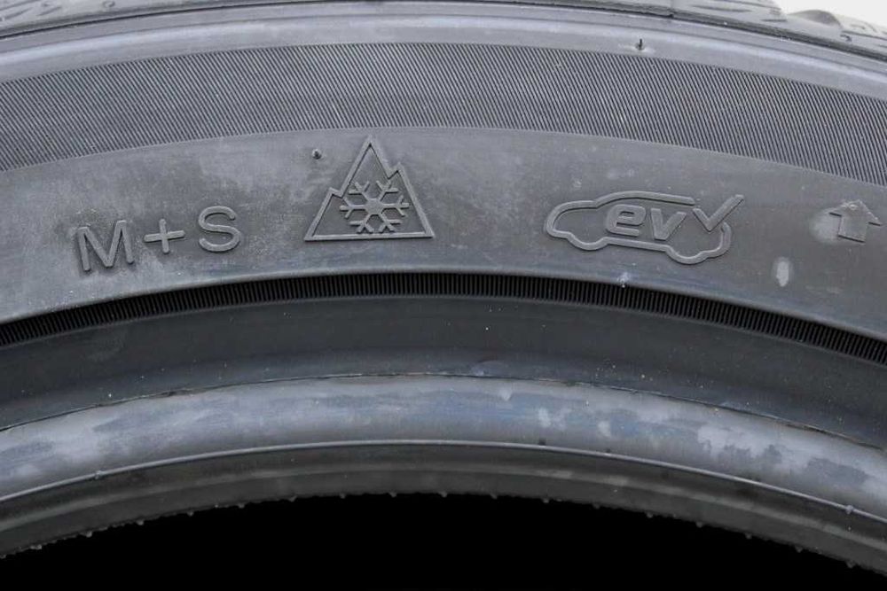 Anvelope iarna noi 225/45R17 94V, XL, EV, Sailun, DOT 2026