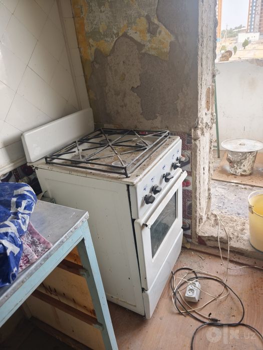 Продаётся газовая плита