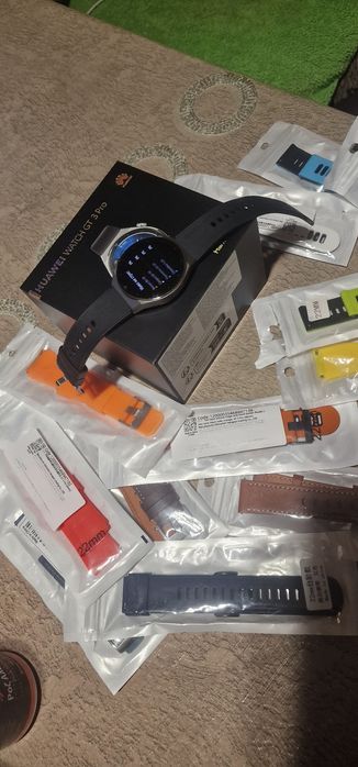 Часовник Huawei gt3 Pro
