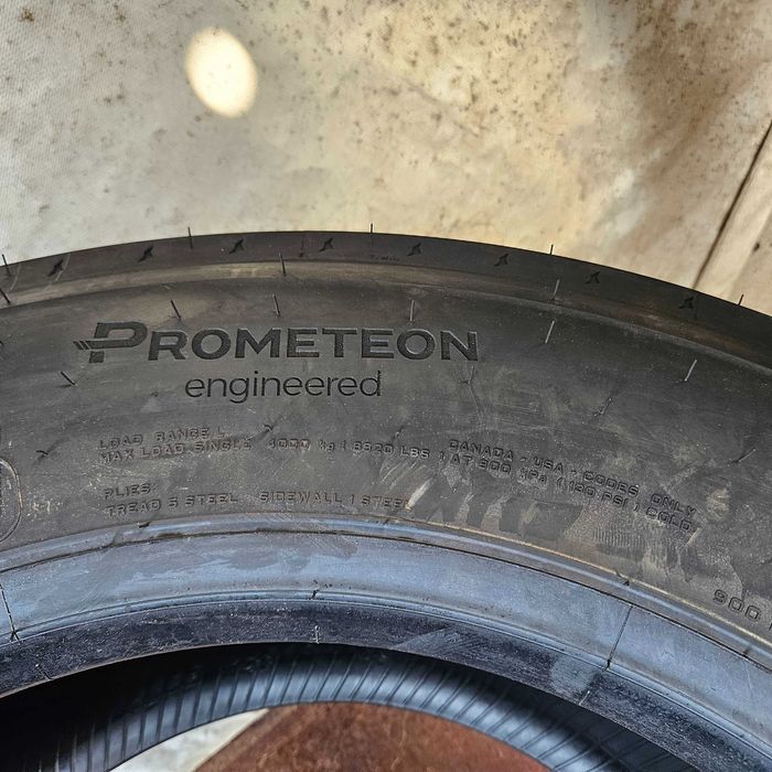 2 Нови предни гуми 355/50R22.5 Pirelli RO2 ProFuel Steer 156L DOT2025