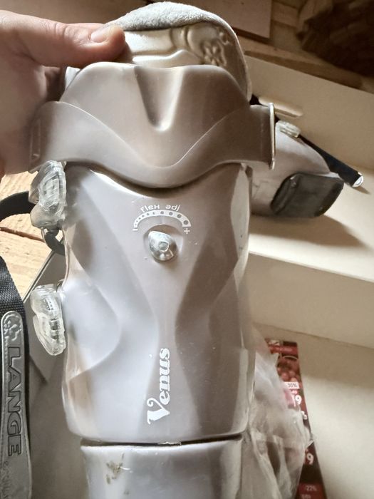 Echipament schiuri si clapari lange venus 75