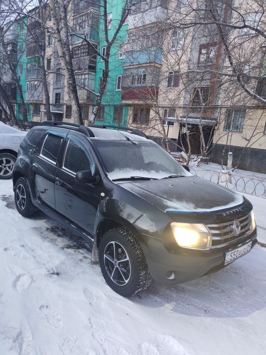 Продаём рено дастер 2015год