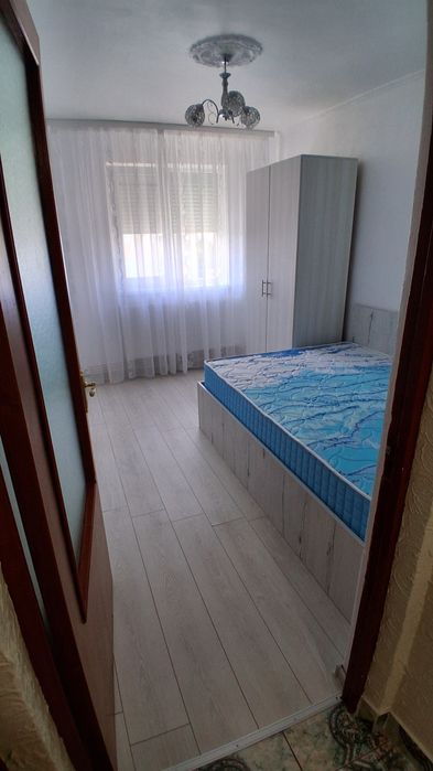 Apartamen de închiriat, decomandat cu 2 camere