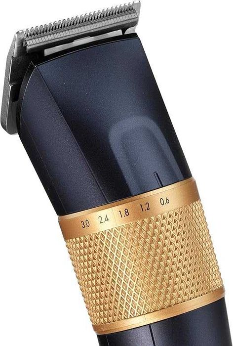 Машинка за подстригване Babyliss E986E титан, Lithium Power , в куфар